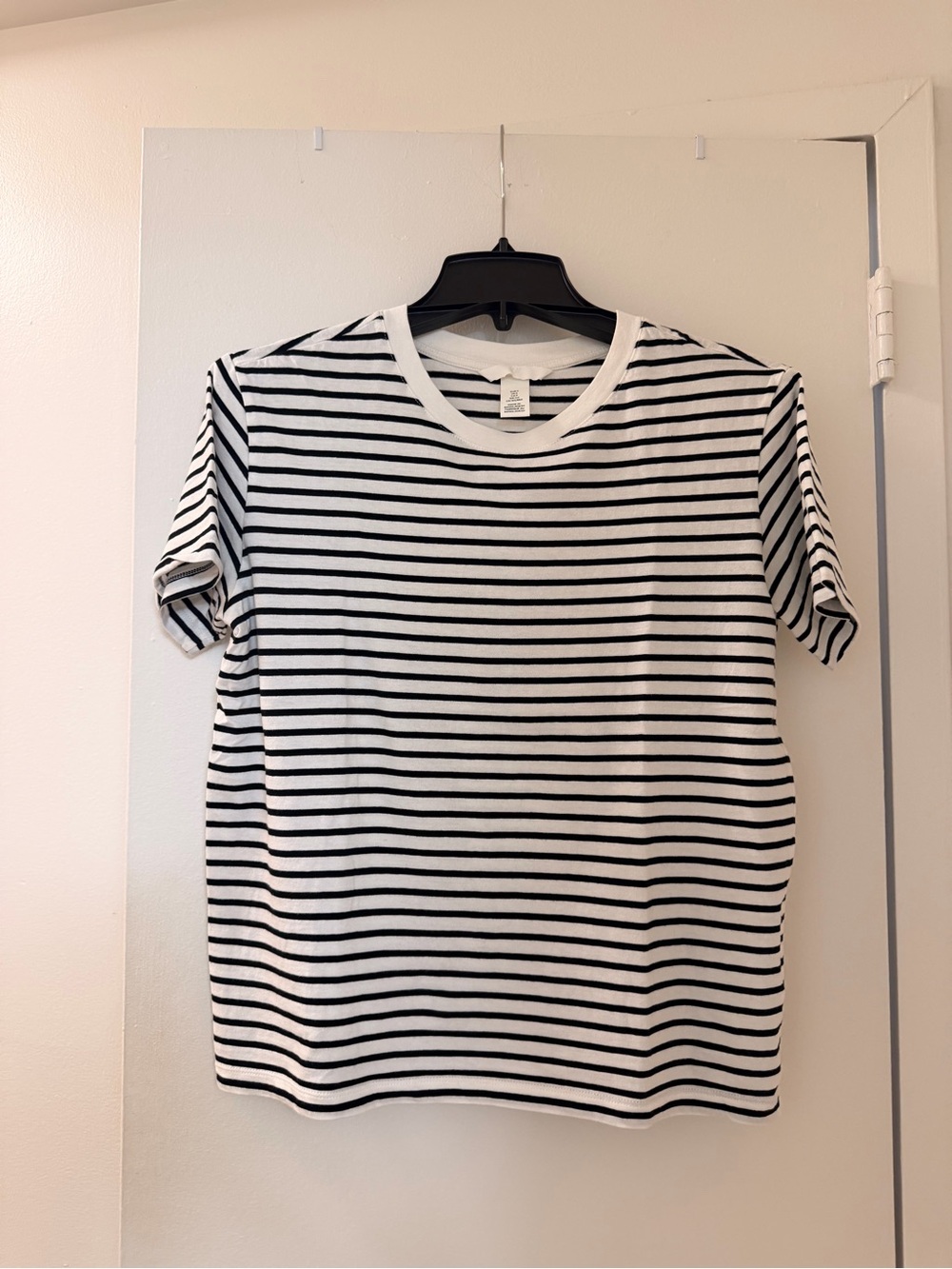 H&M Black and White Striped Short Sleeve Tee